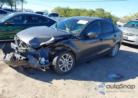 2017 Toyota Yaris Ia z USA, uszkodzony, nr VIN 3MYDLBYV7HY152591